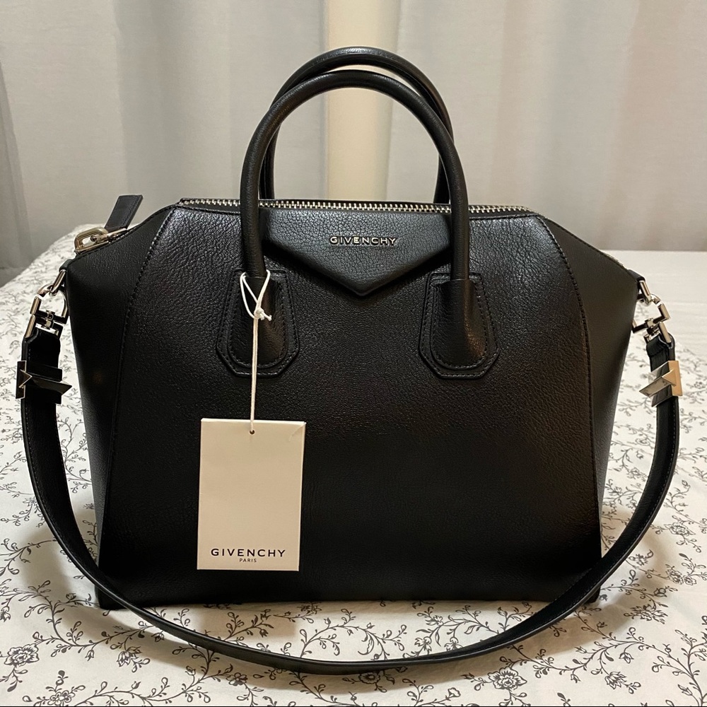 Givenchy Medium Antigona
